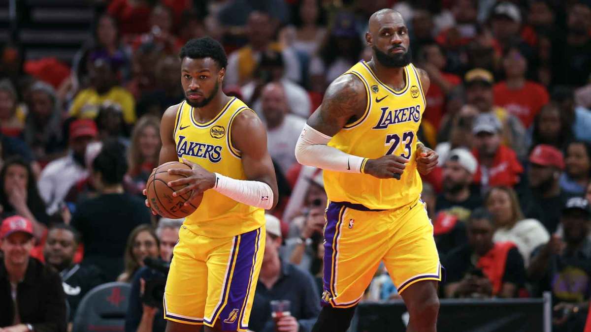 米兰ESPN记者：湖人队内部人士暗示詹姆斯父子可能一起转投新球队